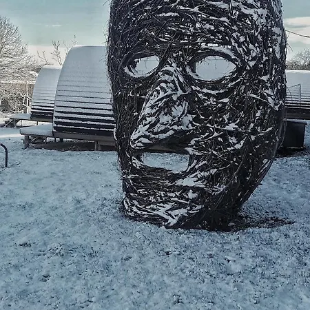 Luxusní stan Glamping Hills 2*