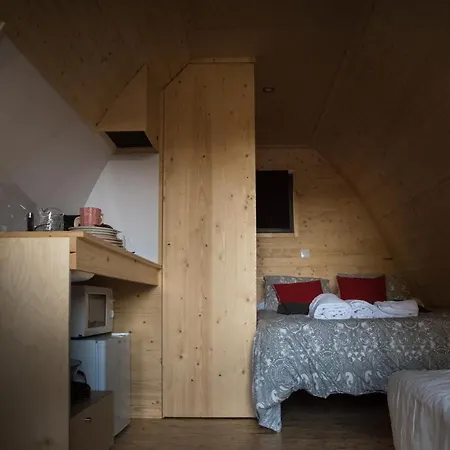 Glamping Hills Luxusní stan 2*