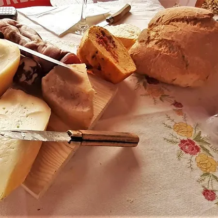 Luxusní stan Glamping Hills 2*