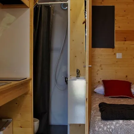 Glamping Hills Luxury tent