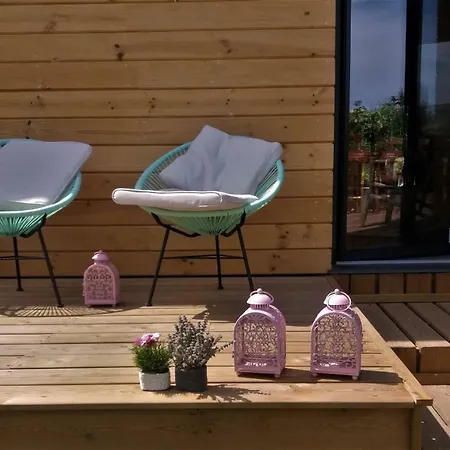 Luksusowy namiot Glamping Hills 2*