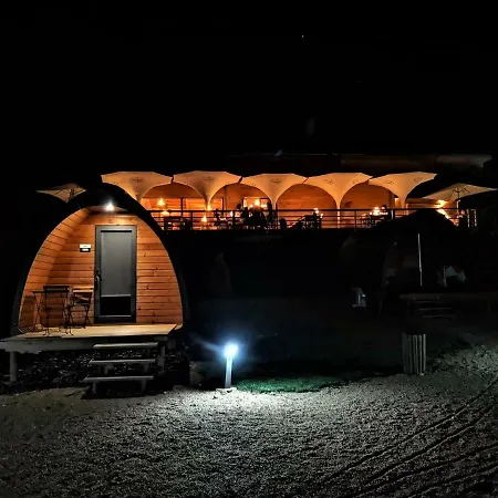 Luxusní stan Glamping Hills