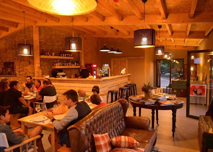 Glamping Hills 2* Santa Comba de Rossas