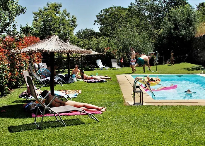 Glamping Hills 2* Santa Comba de Rossas